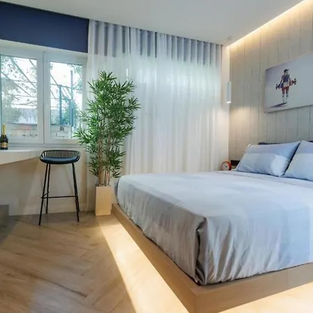 Triple A - Urban Charm In Psiri-platia Theatrou - Free Parking Aparthotel Athens